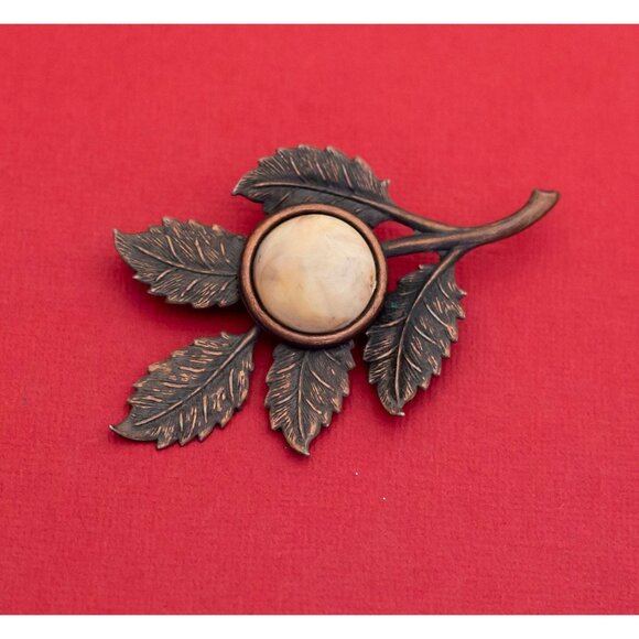Vintage Bronze Tone Rose Leaf Brooch - F27 - Picture 1 of 2